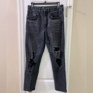 Ripped boyfriend jeans